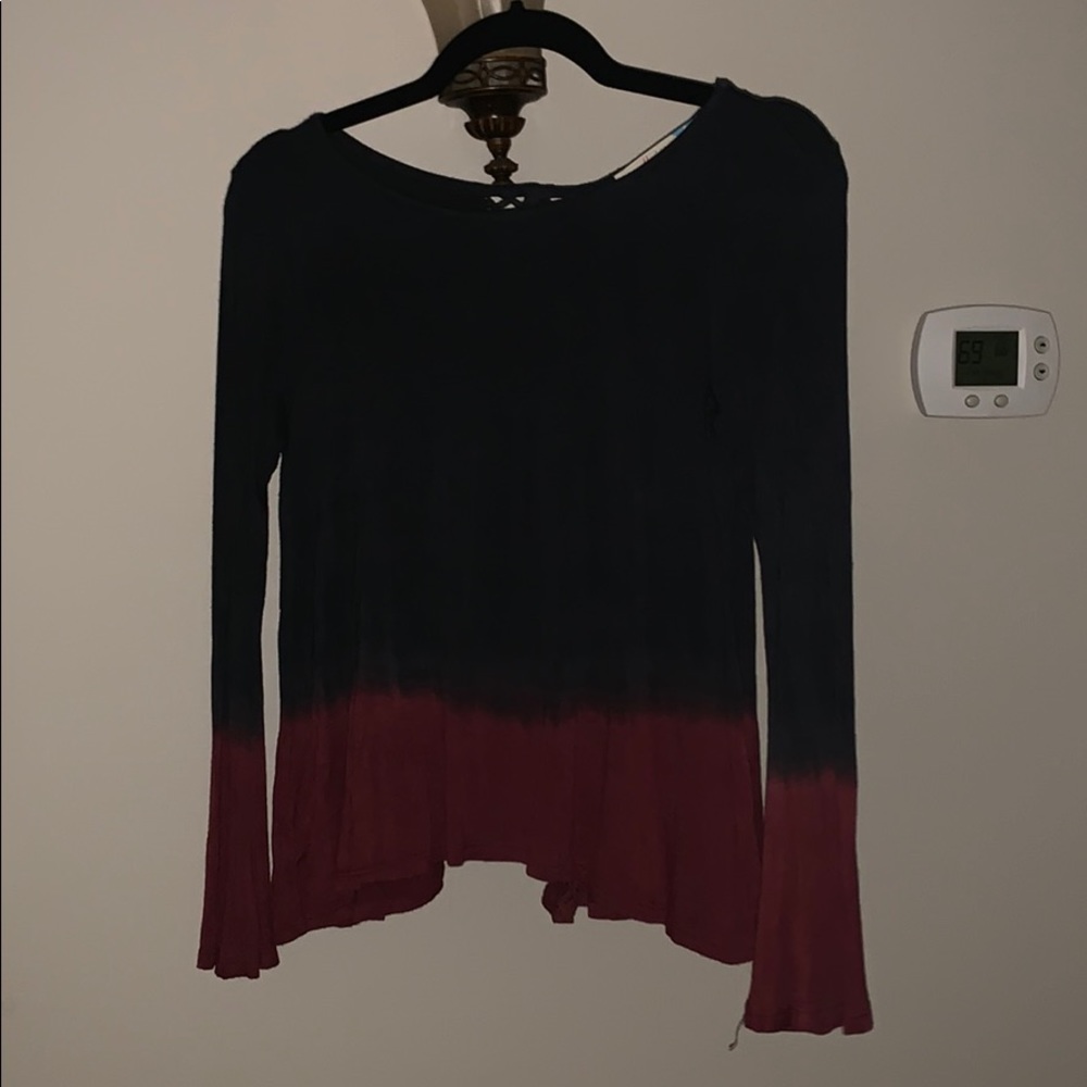 long sleeve blue to red shirt